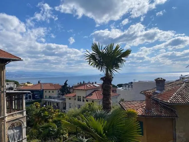Lägenhet Mo Opatija